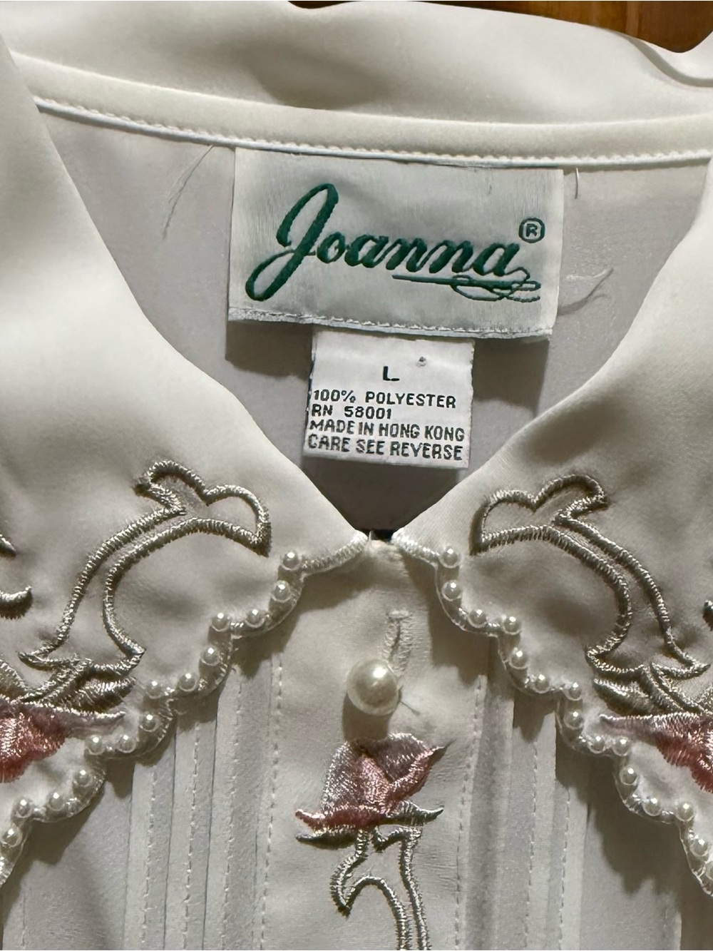 Women’s Joanna Soft White Embroidered Botton Down Blouse - Picture 4 of 5